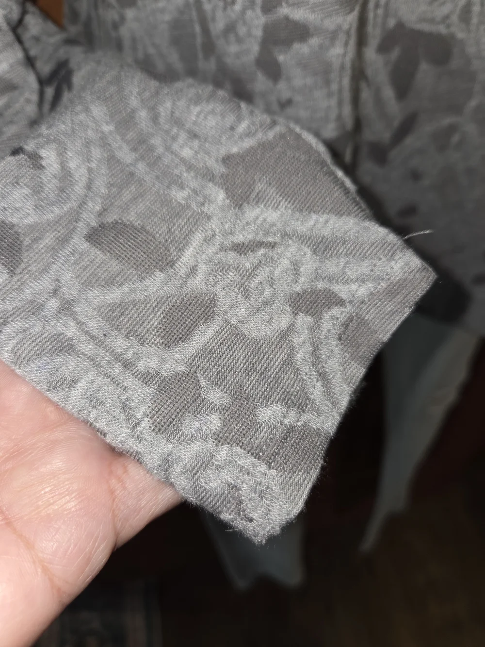 Simply Vera‎ Vera Wang Gray Floral Long Sleeve Tee
